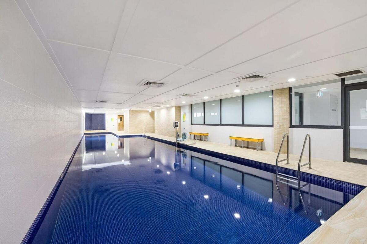 Lumiere 3br Serene Retreat - Views, Parking, Gym, Pool Apartment