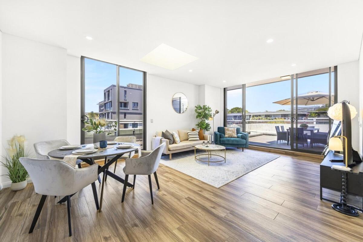 Apartment Lumiere 3br Serene Retreat - Views, Parking, Gym, Pool *
